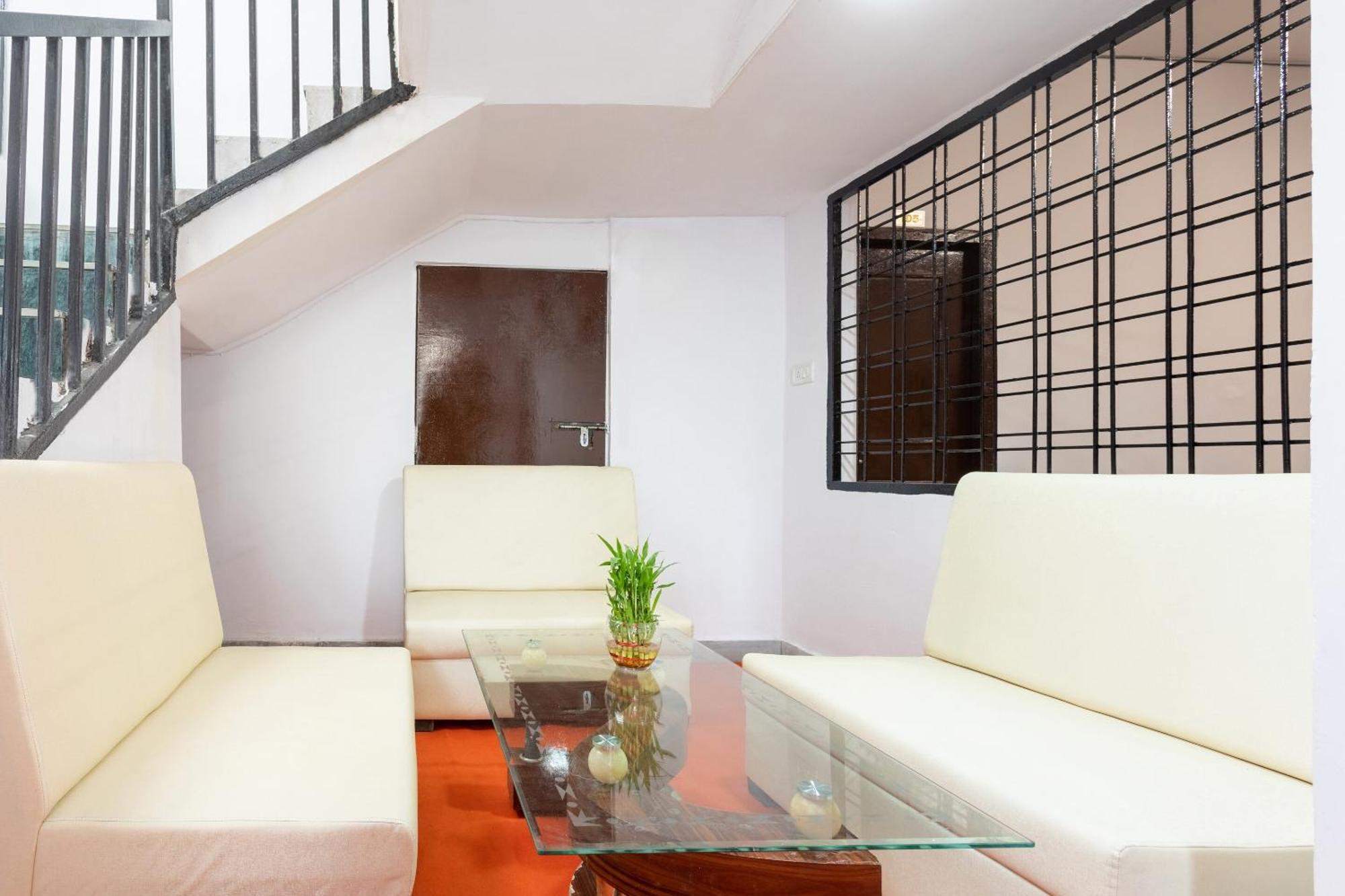 Hotel O Golden Star Bhopal Zewnętrze zdjęcie